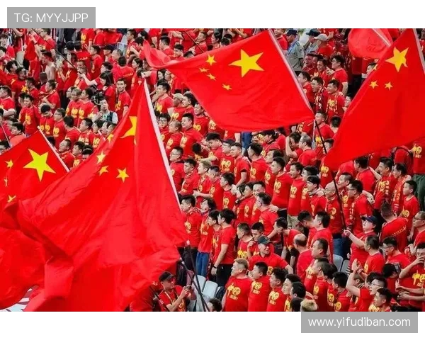 国足再创佳绩全队团结奋战逆转强敌掀起全国足球热潮