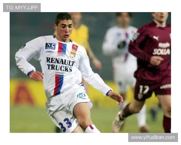 卡里姆本泽马职业生涯辉煌成就与球场传奇地位解析