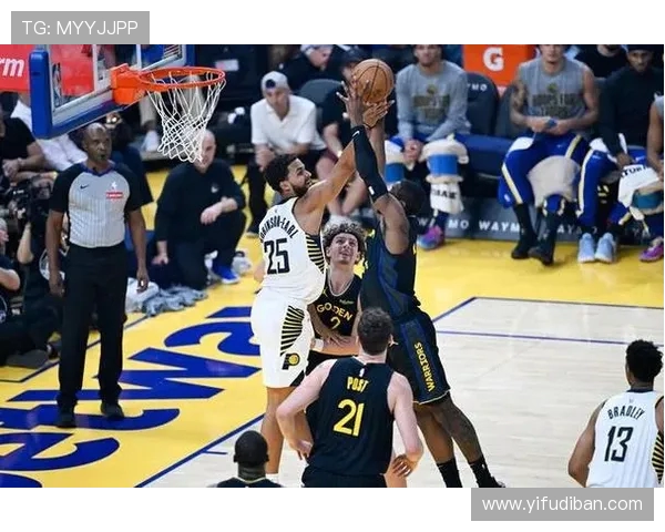 2016年NBA勇士与热火激战回顾：巅峰对决与精彩瞬间解析