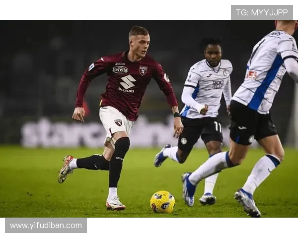 卡利亚里与都灵的历史对决回顾与精彩瞬间分析